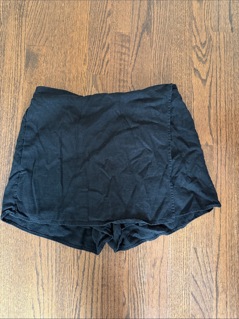 Women’s Black High-Waist Skort